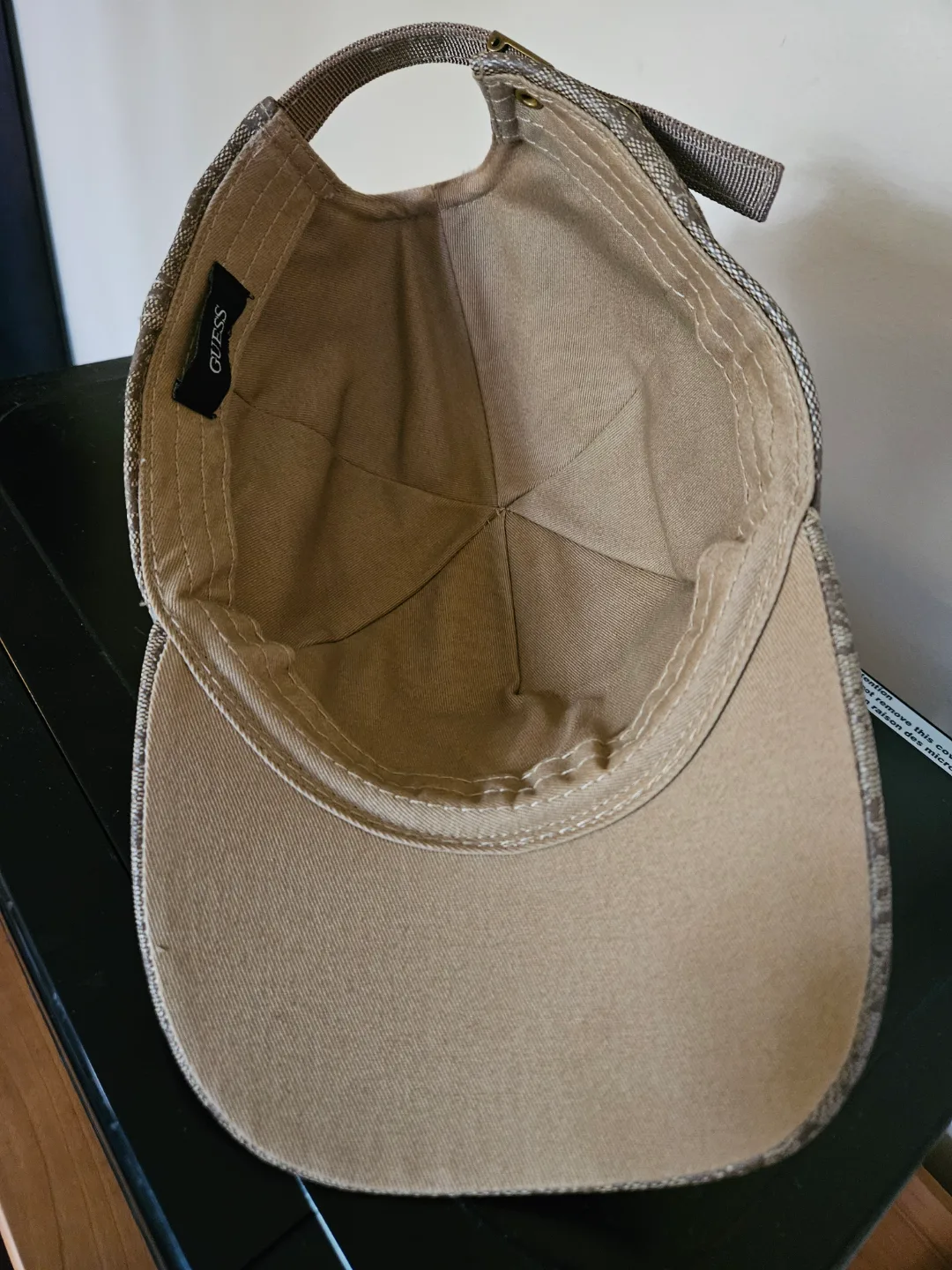 Guess Beige Baseball Cap image indicator(4)