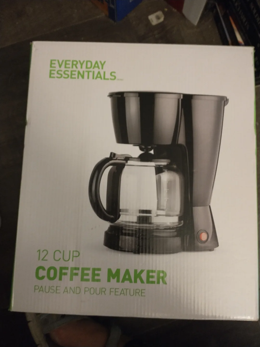 EVERYDAY ESSENTIALS 12 CUP COFFEE POT thumbnail