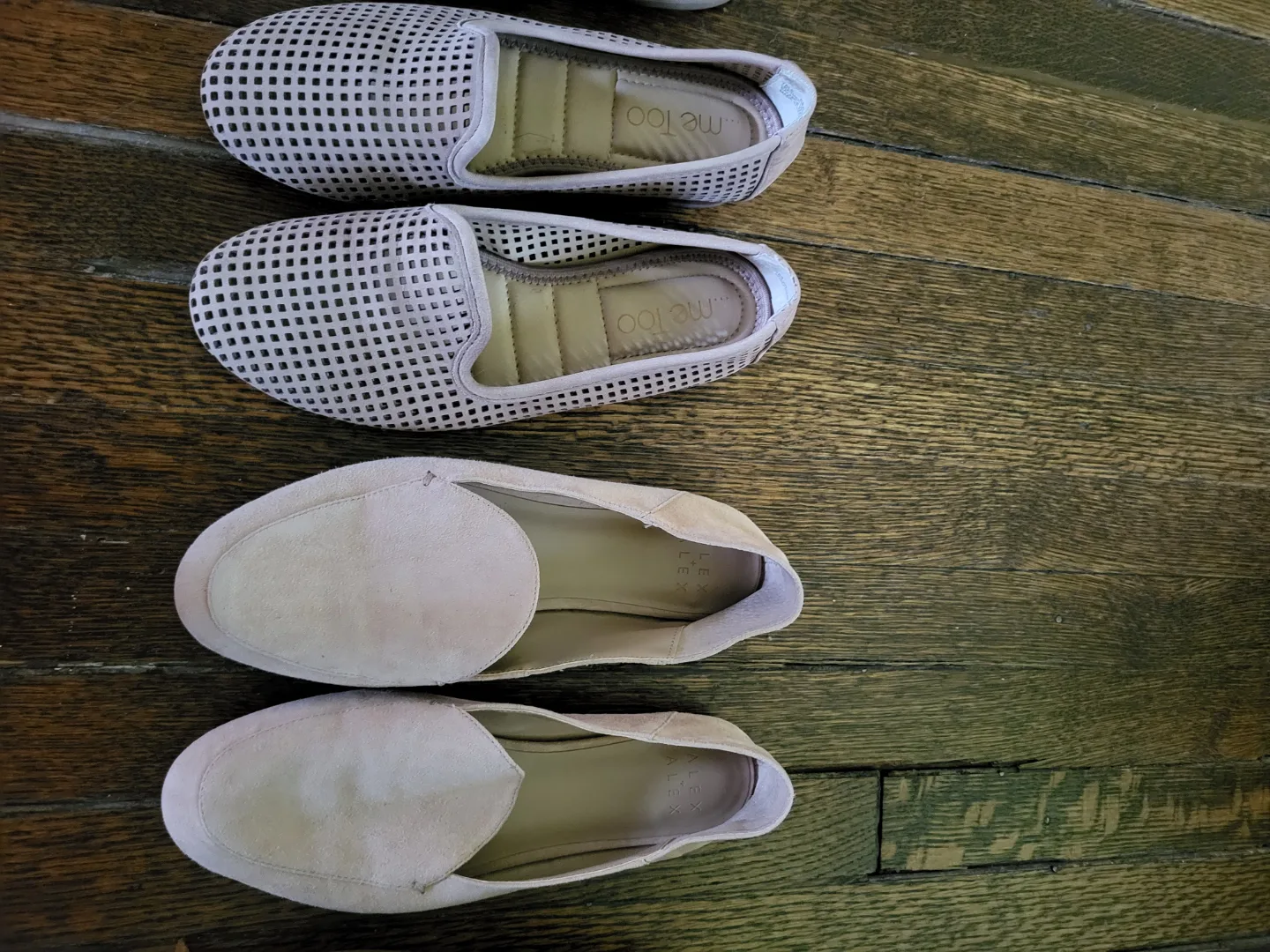 ❣️ 6 Pairs of Shoes - Loafers Sandals Heels Boots size 6 & 6.5 image indicator(3)