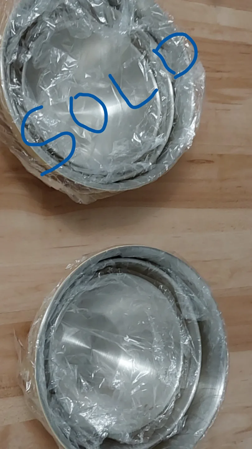 BNIB Stainless Steel Mixing Bowls - Set of 3 image indicator(9)