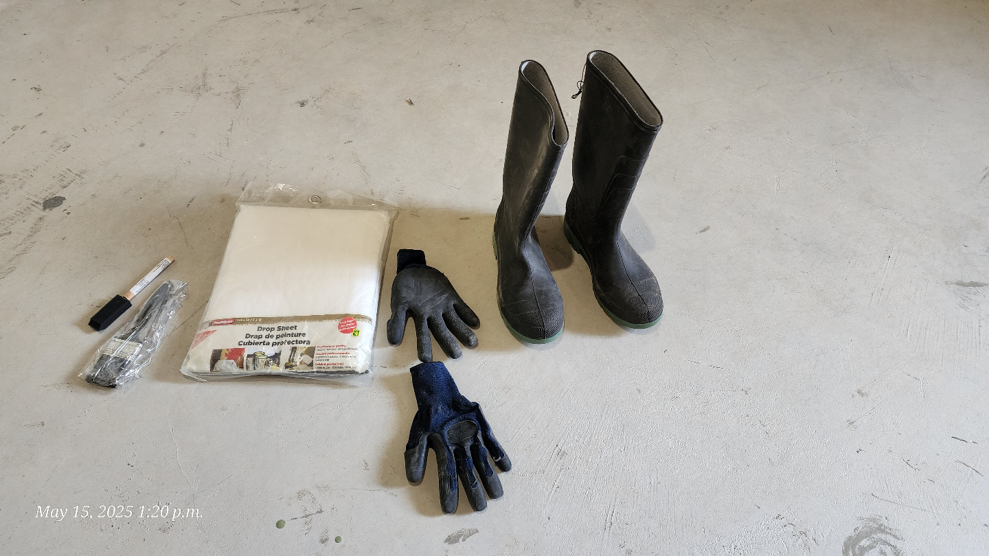 Painting Supplies Bundle: Drop Sheet, Gloves, Boots & Brushes🏒