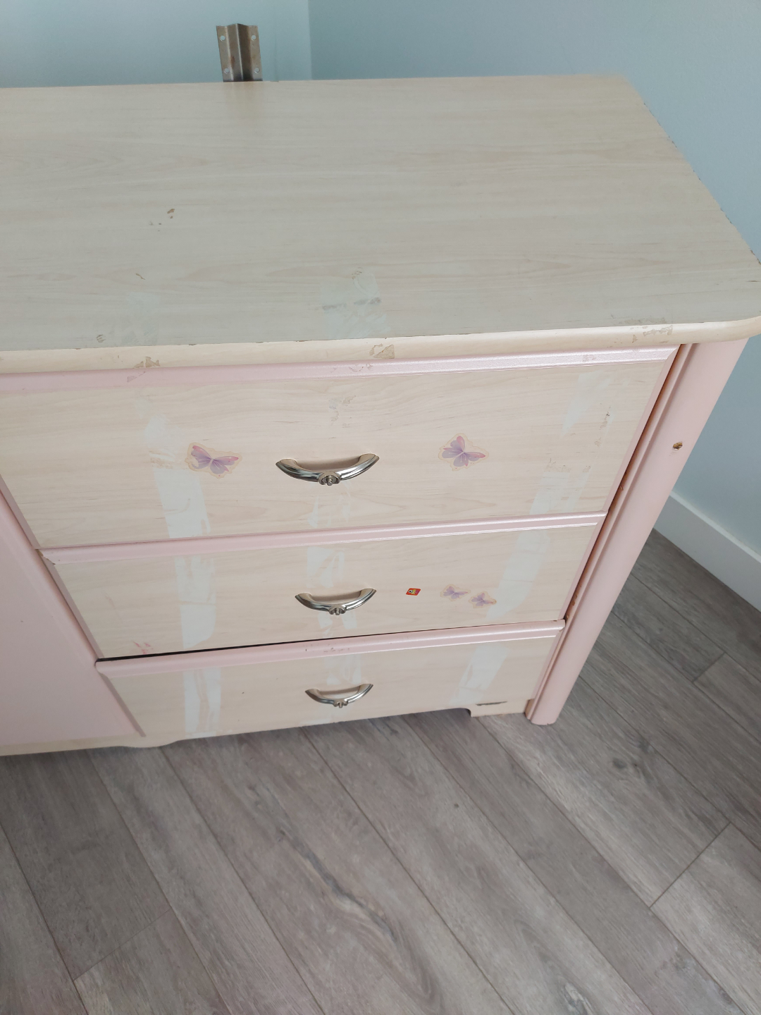 Vintage Barbie Dresser - photo 3