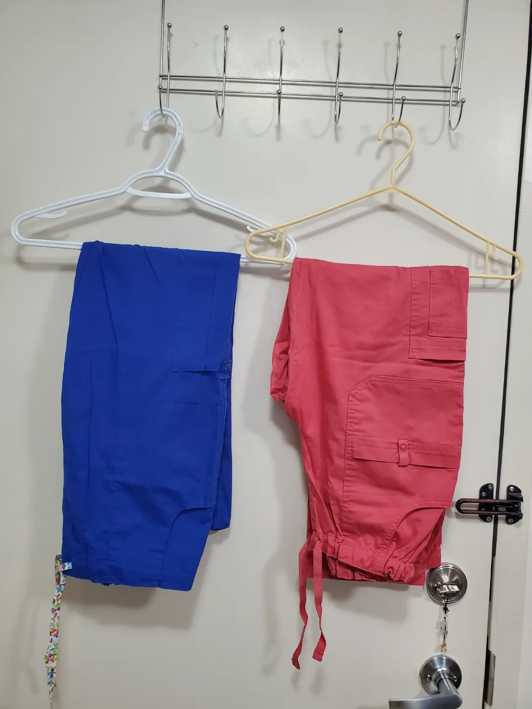 PSW/Nurse Scrubs Uniforms $4 each image indicator(4)