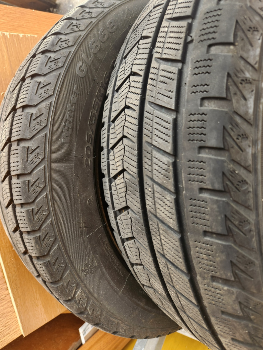 Set of used Grenelander Winter GL868 Tires + Rims - 205/55R16 - photo 5