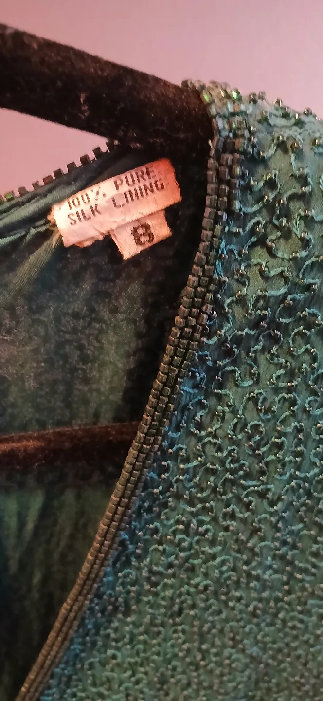 100% SILK FULLY BEADED FLAPPER-LIKE STYLE image indicator(2)