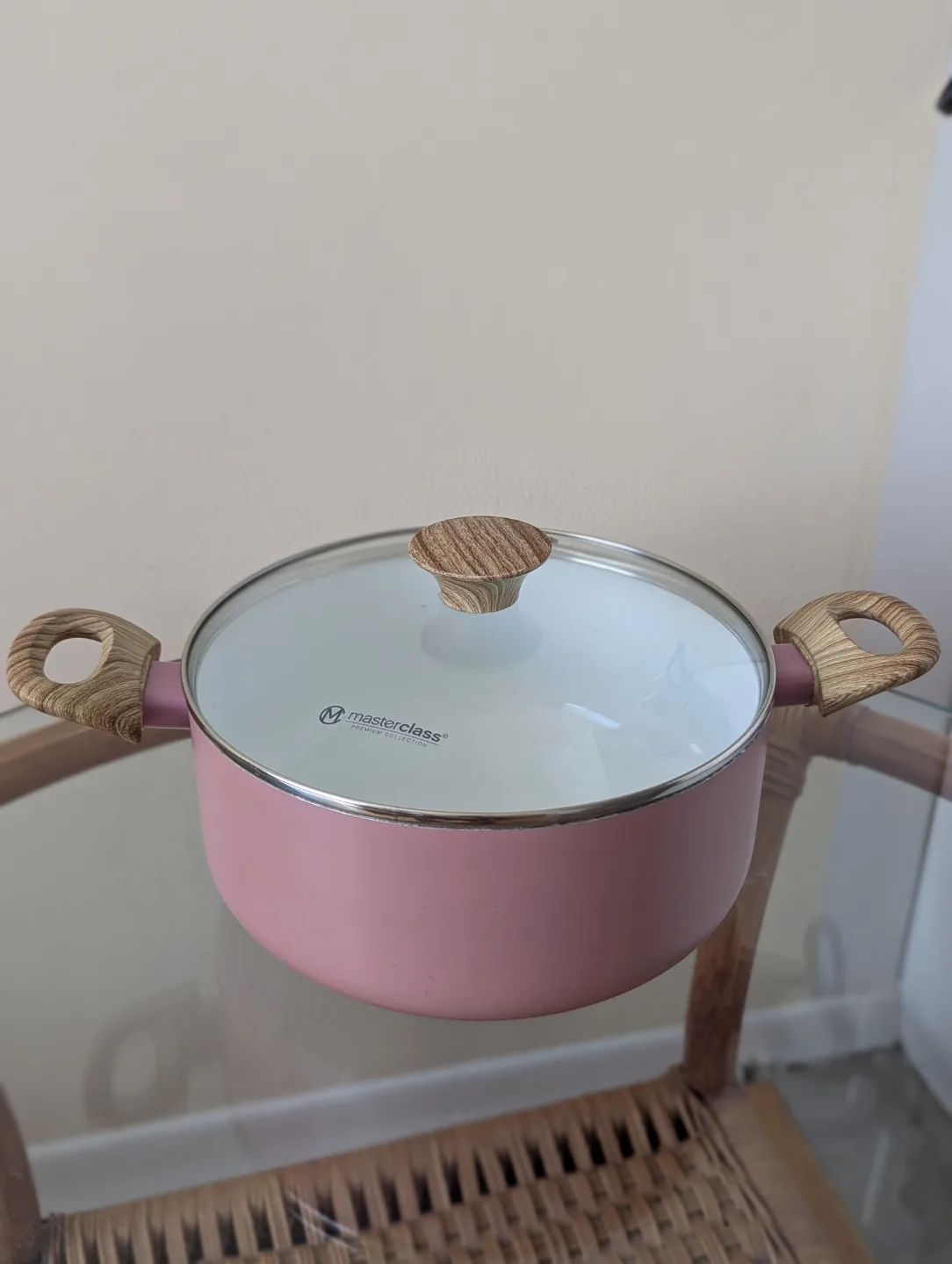 Masterclass Pink Pot with Lid thumbnail
