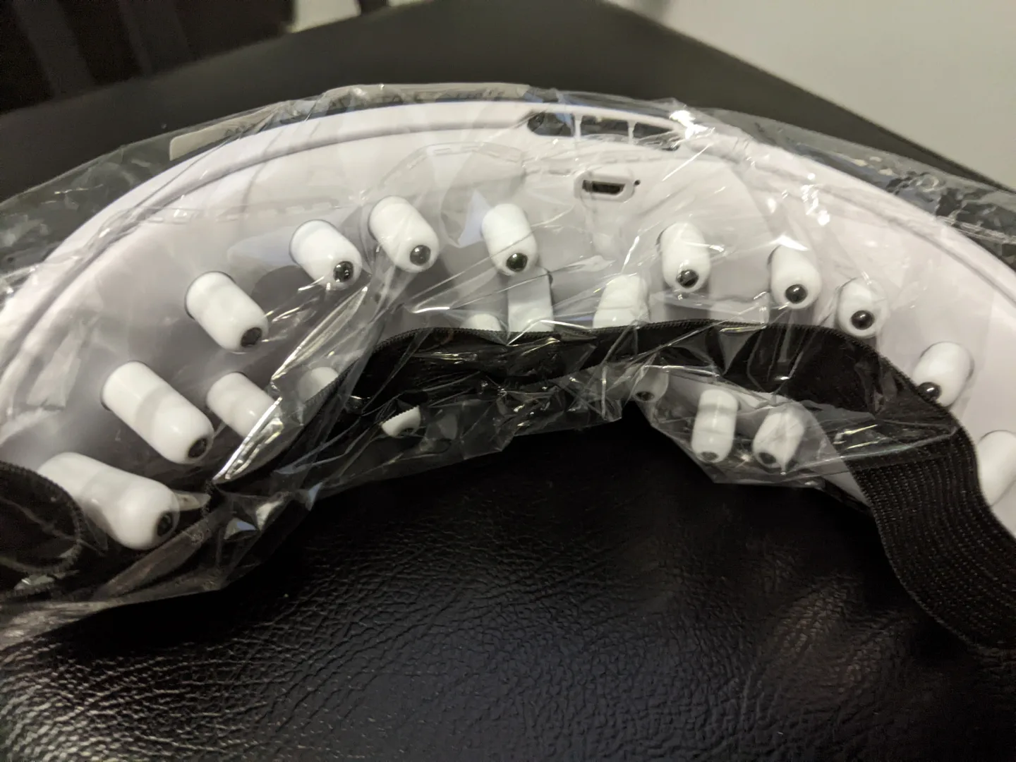 Eye Massager with Multiple Nodes image indicator(2)