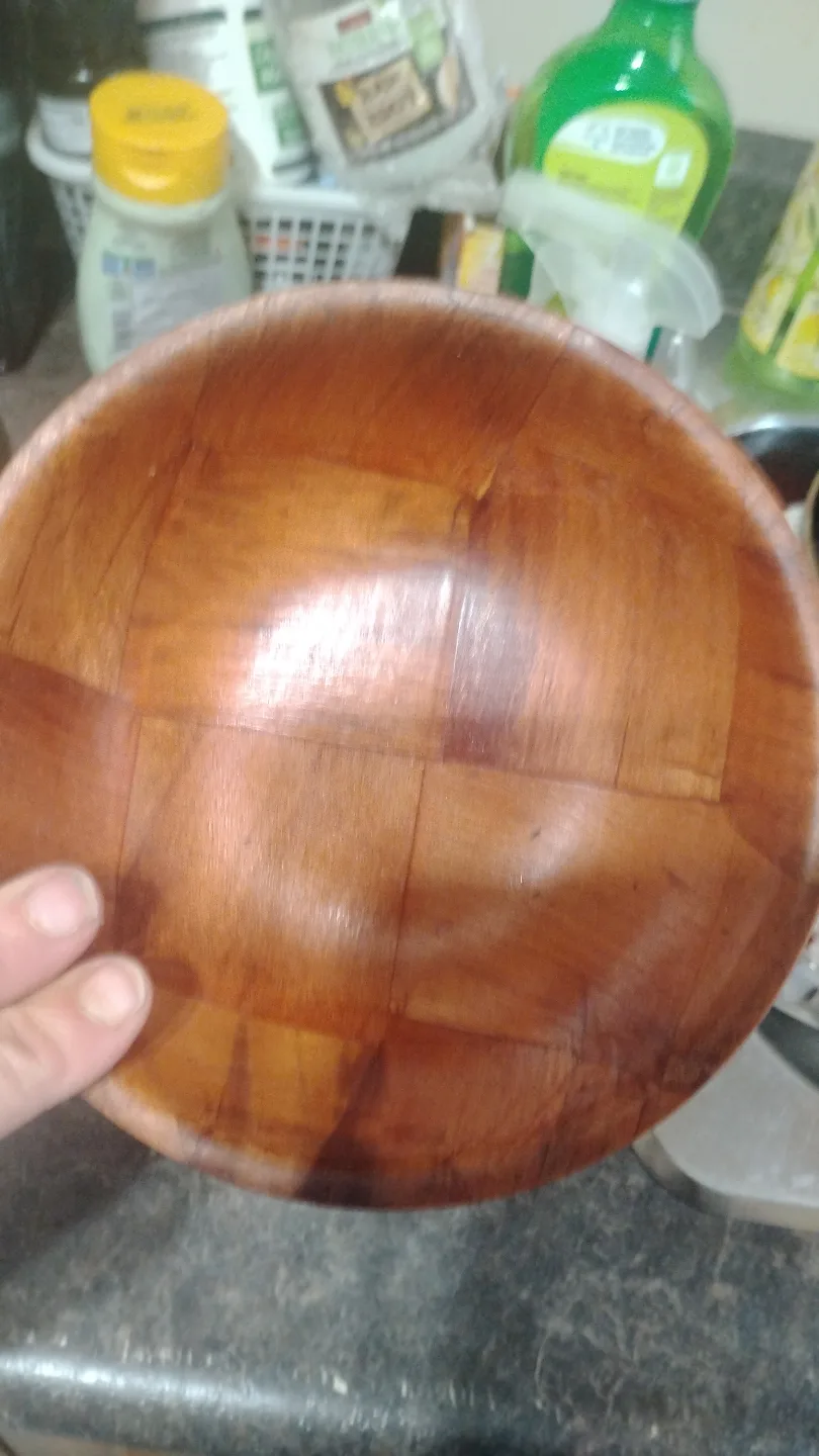🏒🏒Set of  Vintage Wooden Bowls thumbnail