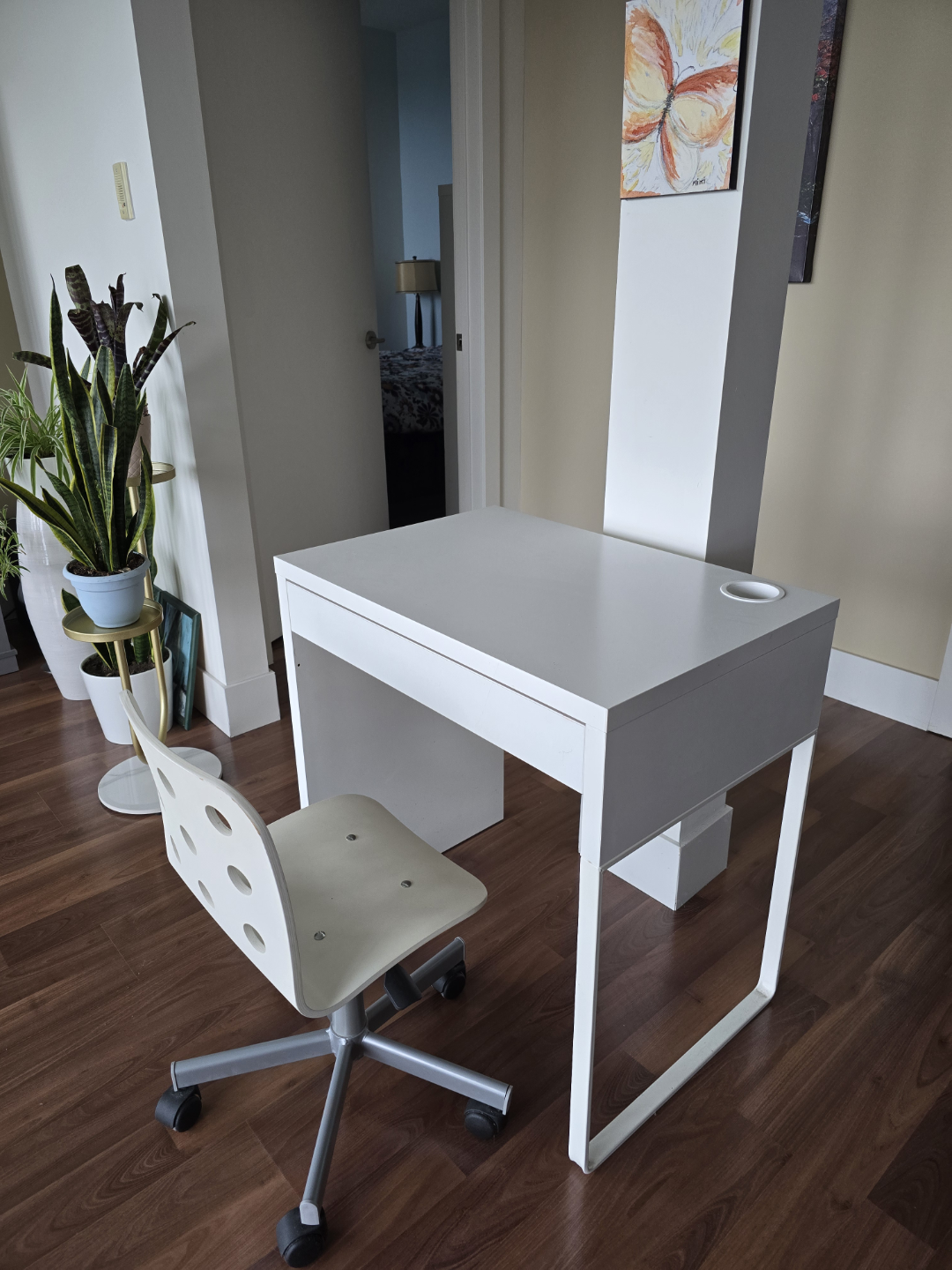 White Desk with Chair - photo 5