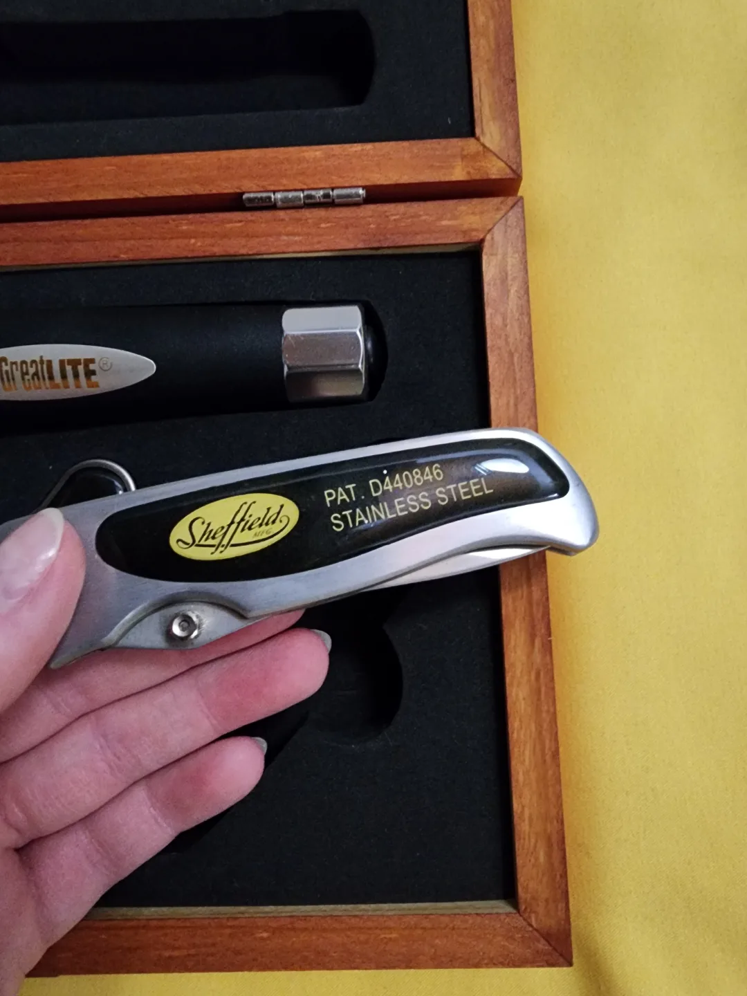 Sheffield Multi-tool Set in Wooden Box image indicator(4)