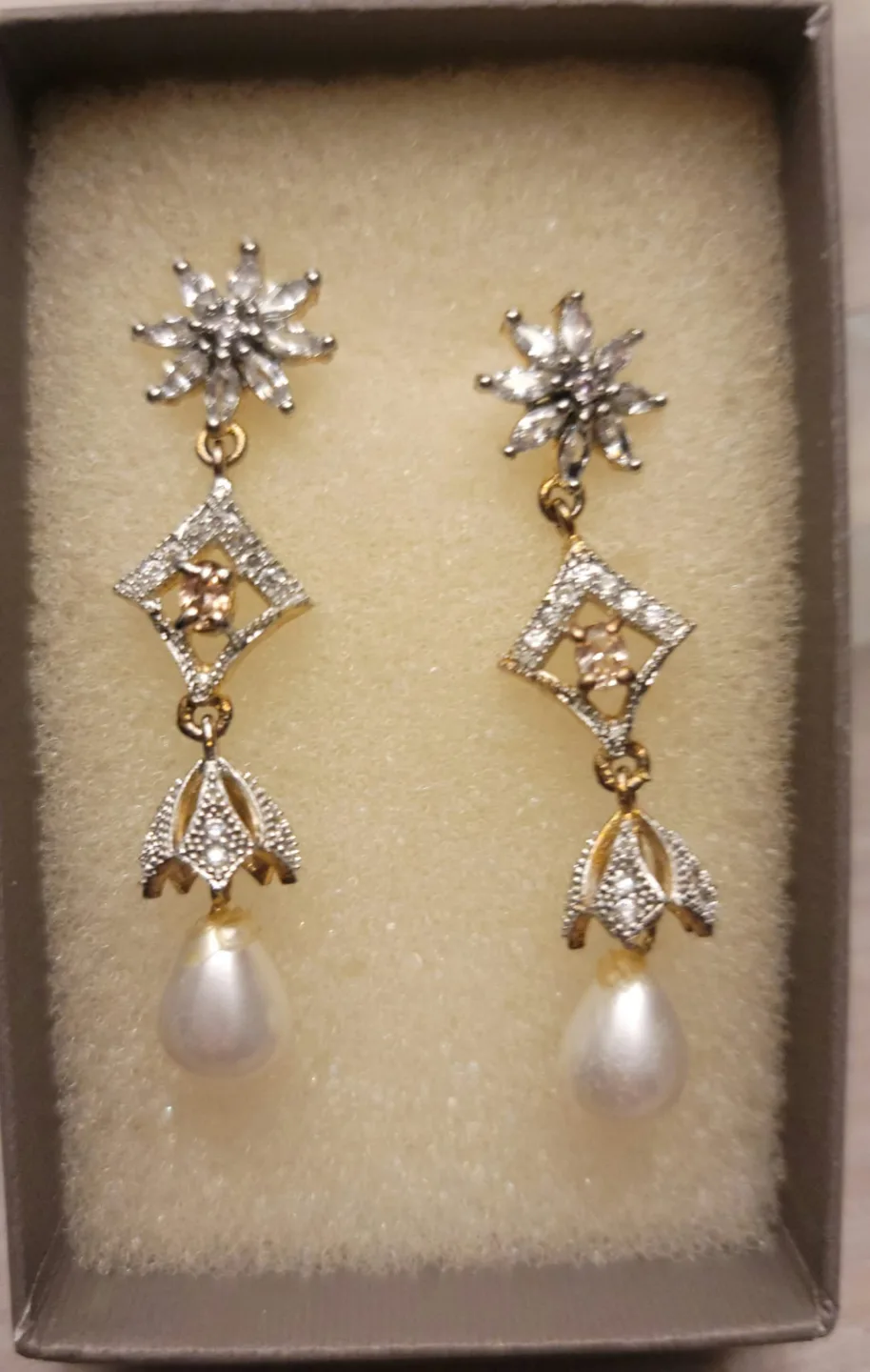 Elegant Dangle Earrings with Pearls and CZ Stones image indicator(2)