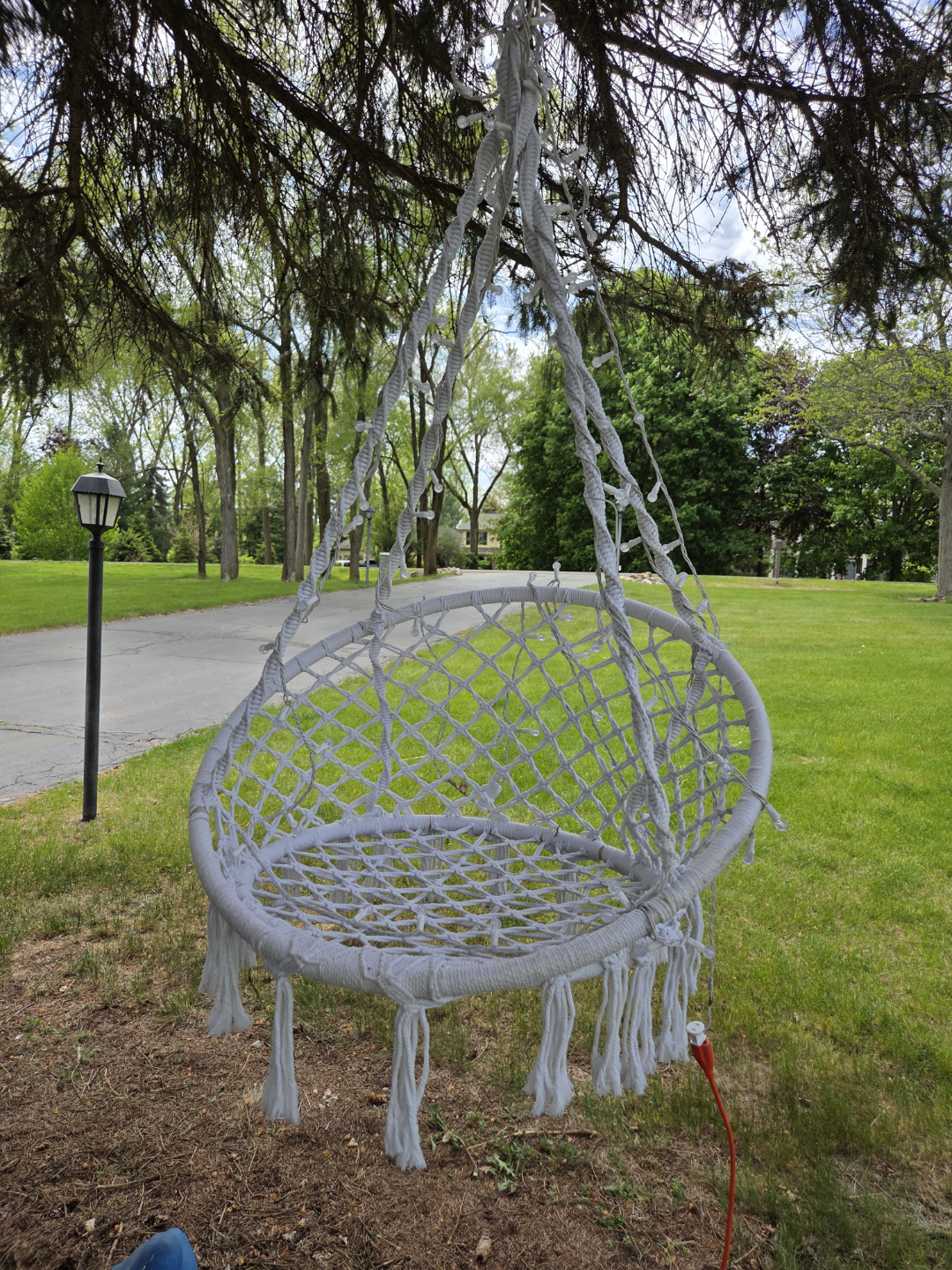 White Macrame Hanging Swing Chair - photo 2
