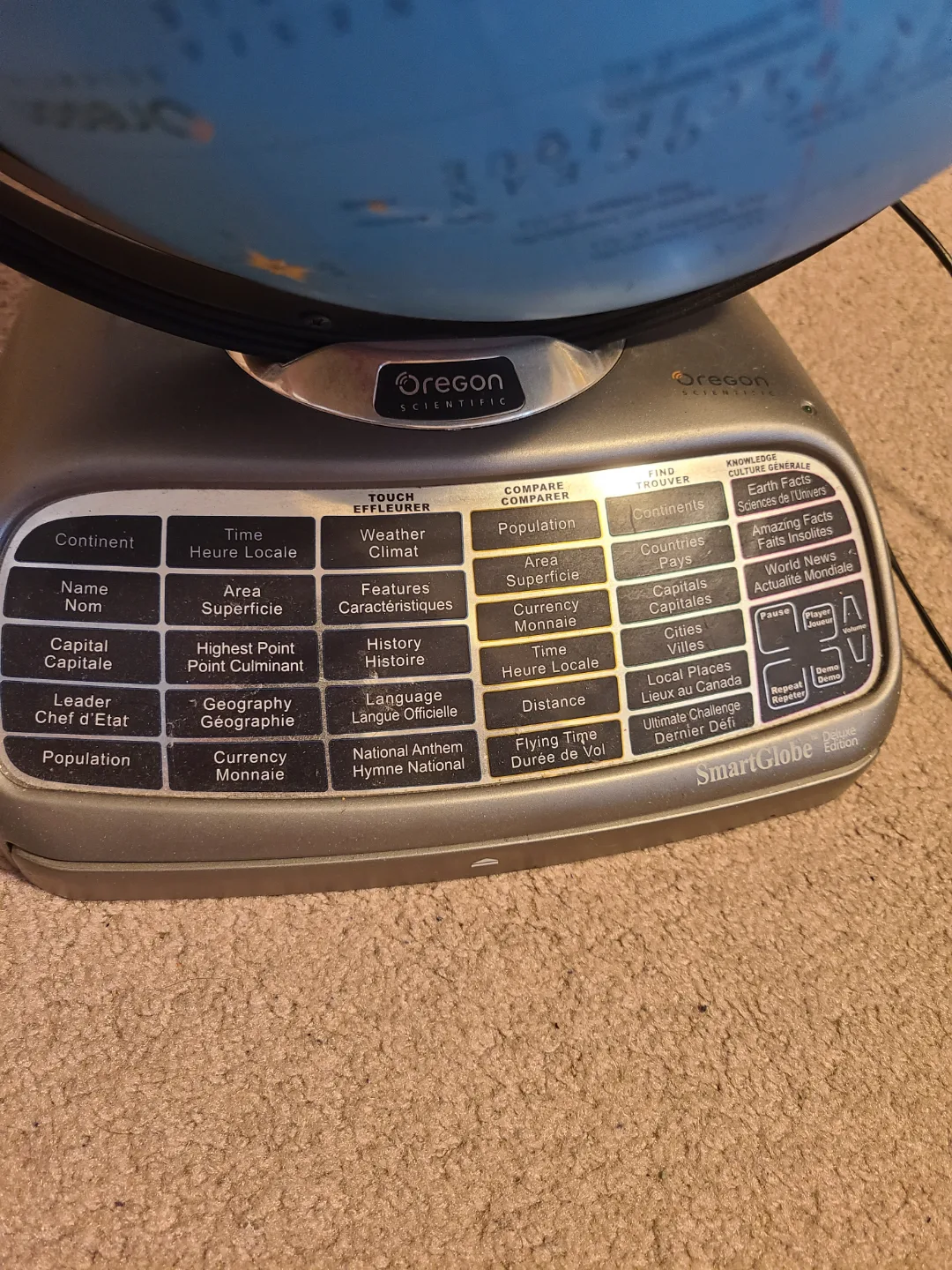 Oregon Scientific SmartGlobe Deluxe Edition Talking Globe image indicator(3)