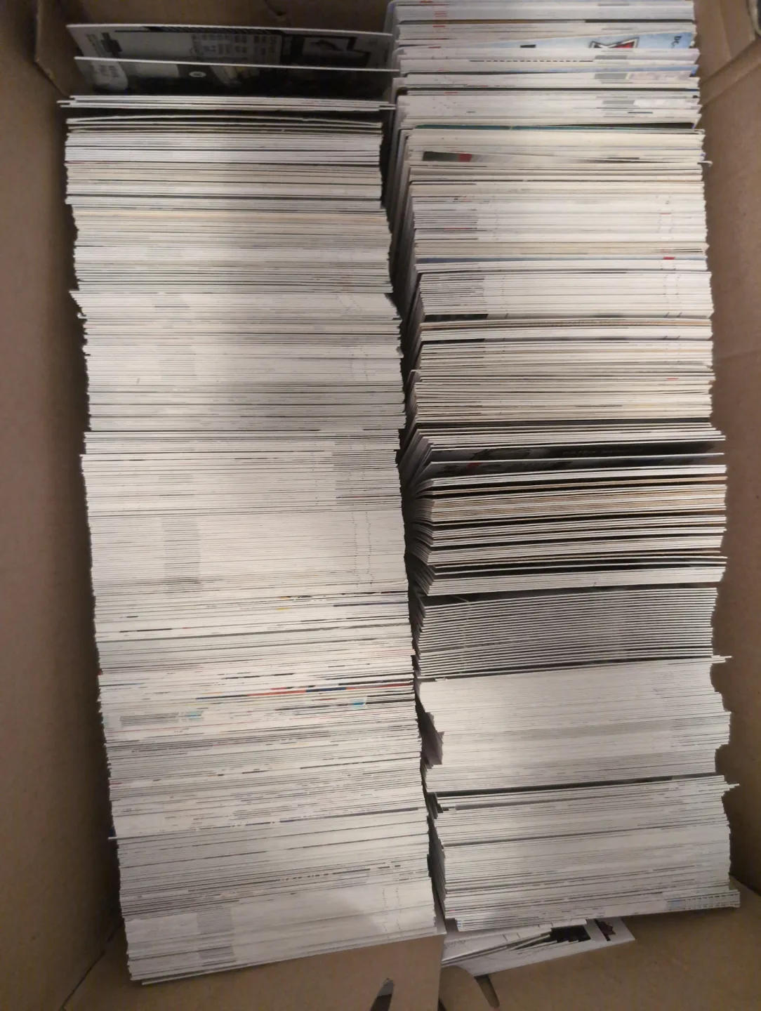 Huge Lot of Trading Cards thumbnail