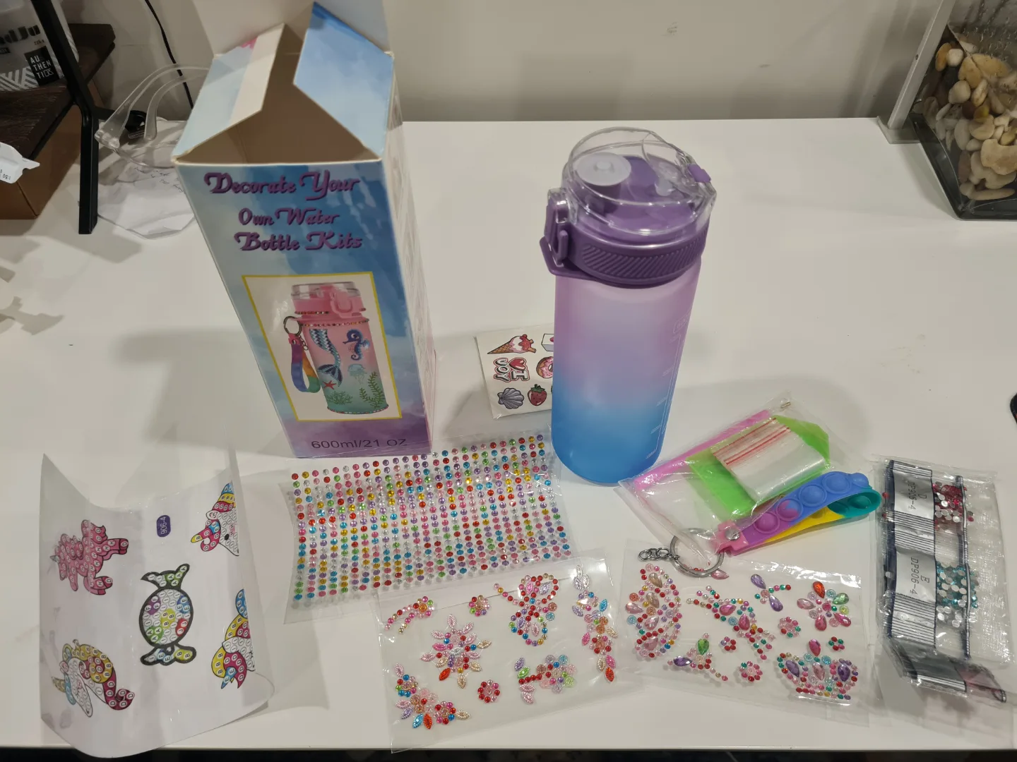 Decorate Your Own Water Bottle Kit - Unicorn & Mermaid Designs image indicator(7)