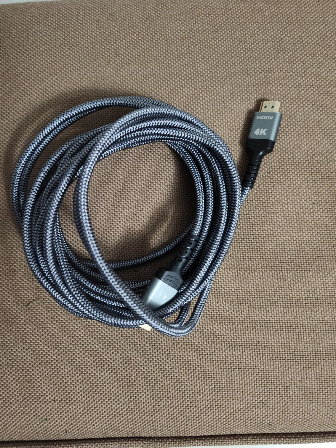 Extra long 5 metre High-Speed HDMI Cable - 4K image indicator(2)