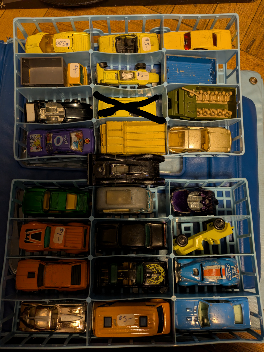 Matchbox and Hot Wheels Assorted Lot - photo 2
