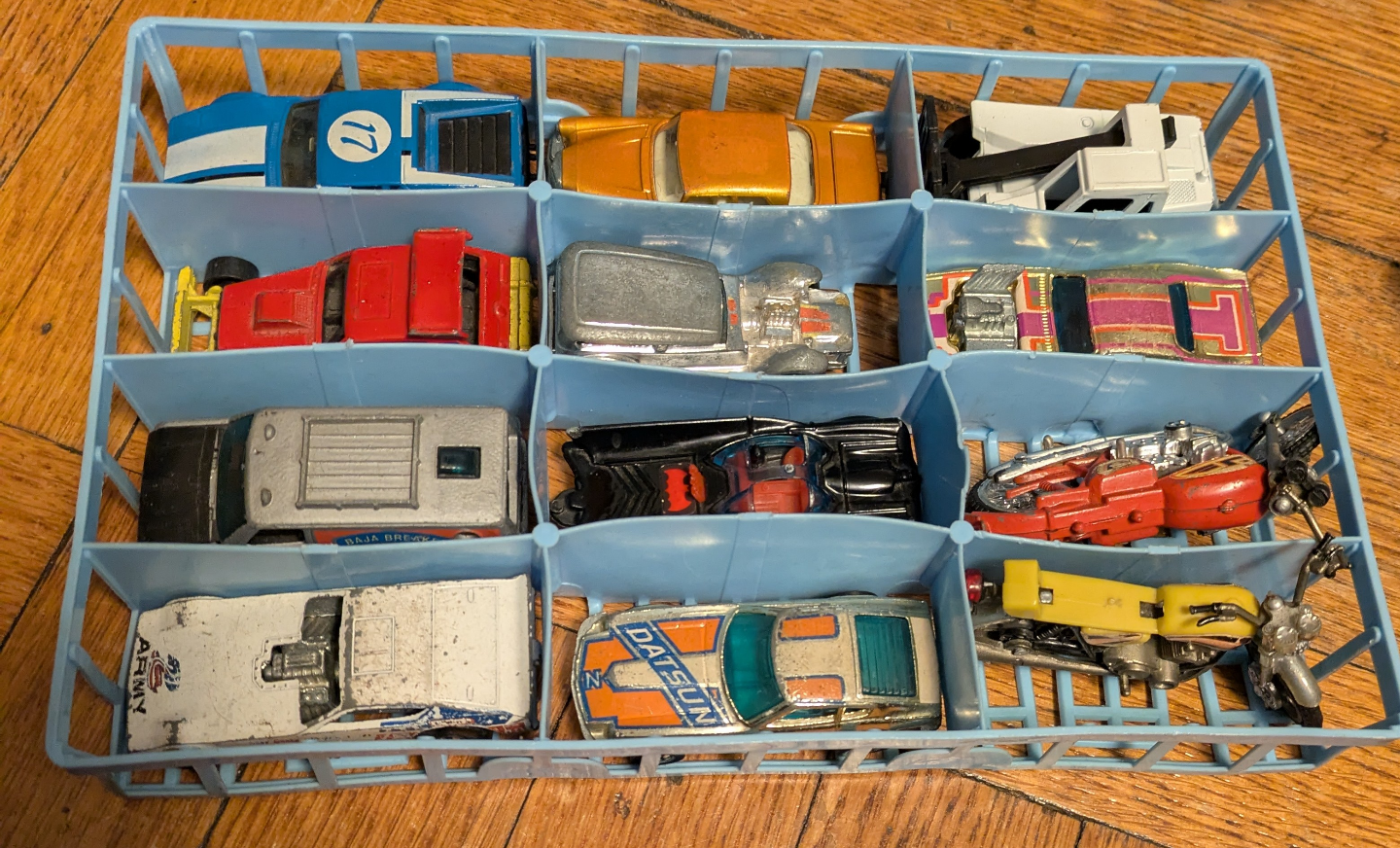 Matchbox and Hot Wheels Assorted Lot - photo 4
