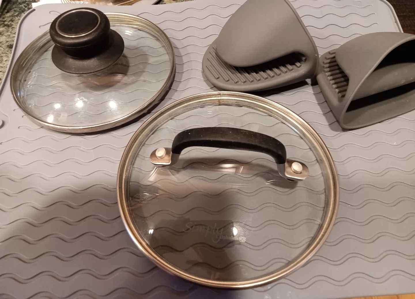 Vintage Old Spice & more misc items image indicator(9)