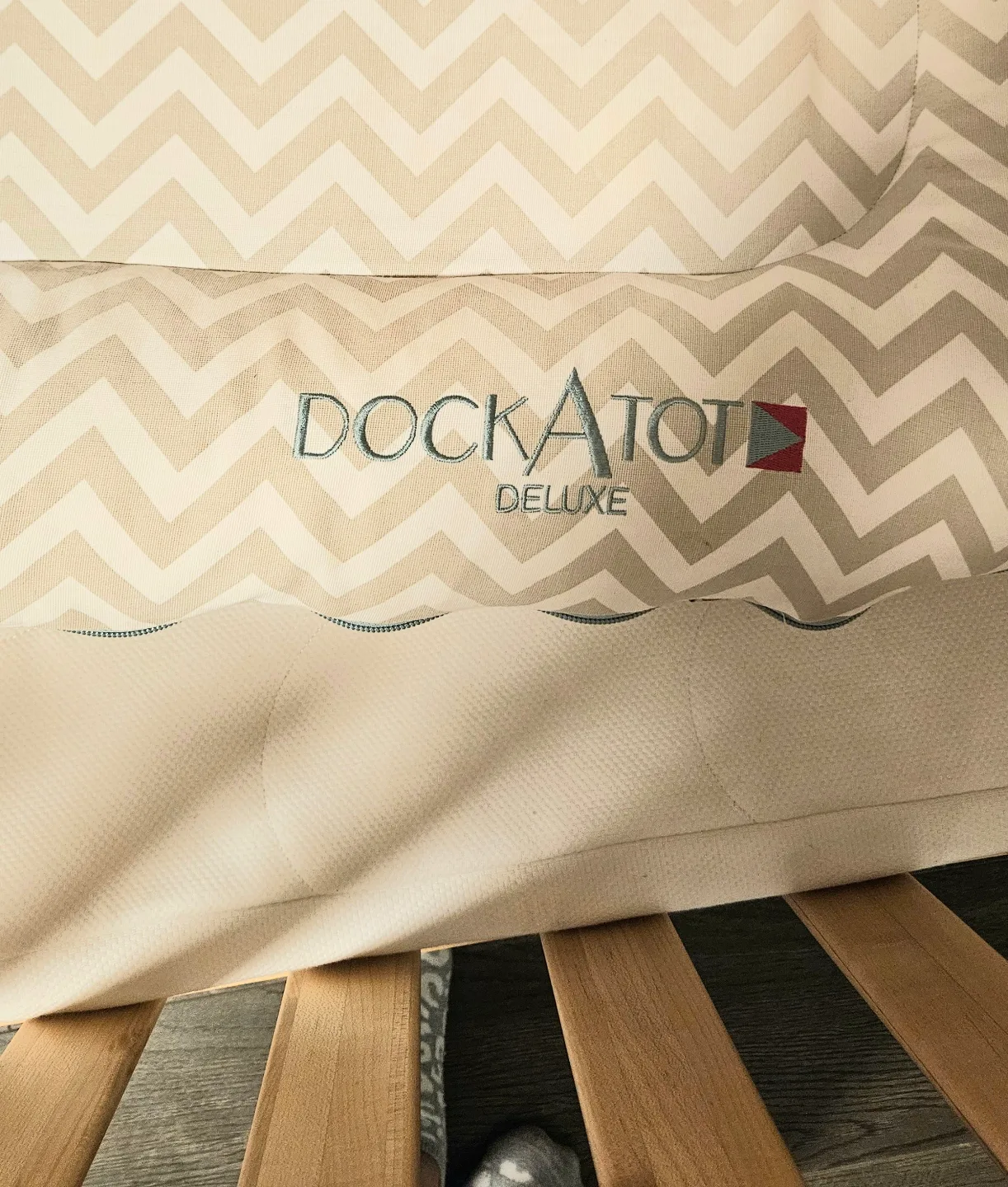 DockATot Deluxe Baby Lounger image indicator(2)