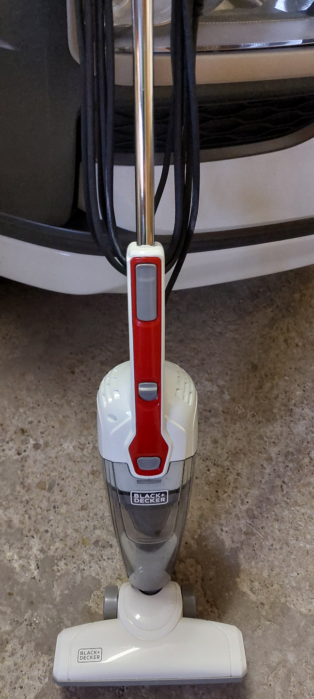 Black+Decker Handheld Vacuum