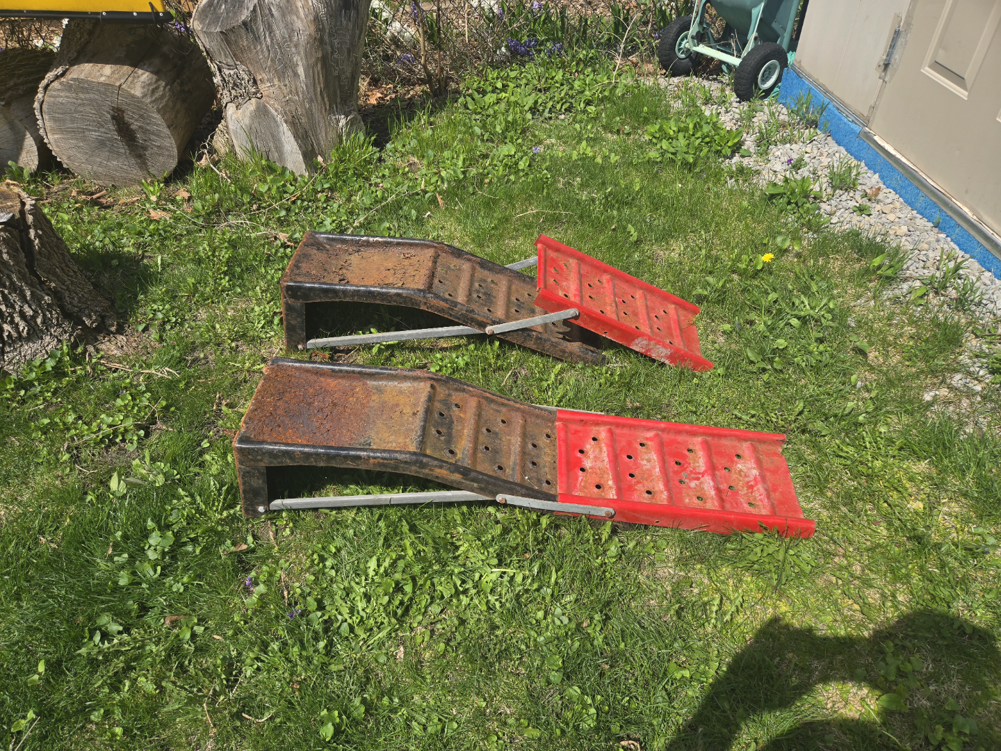 Pair of Used Red Metal Vehicle Ramps