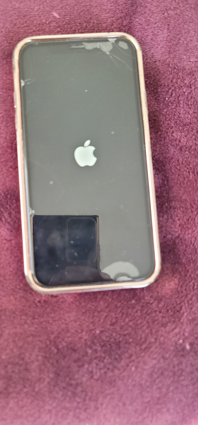 iPhone XR - Red - Used 64GB - photo 2