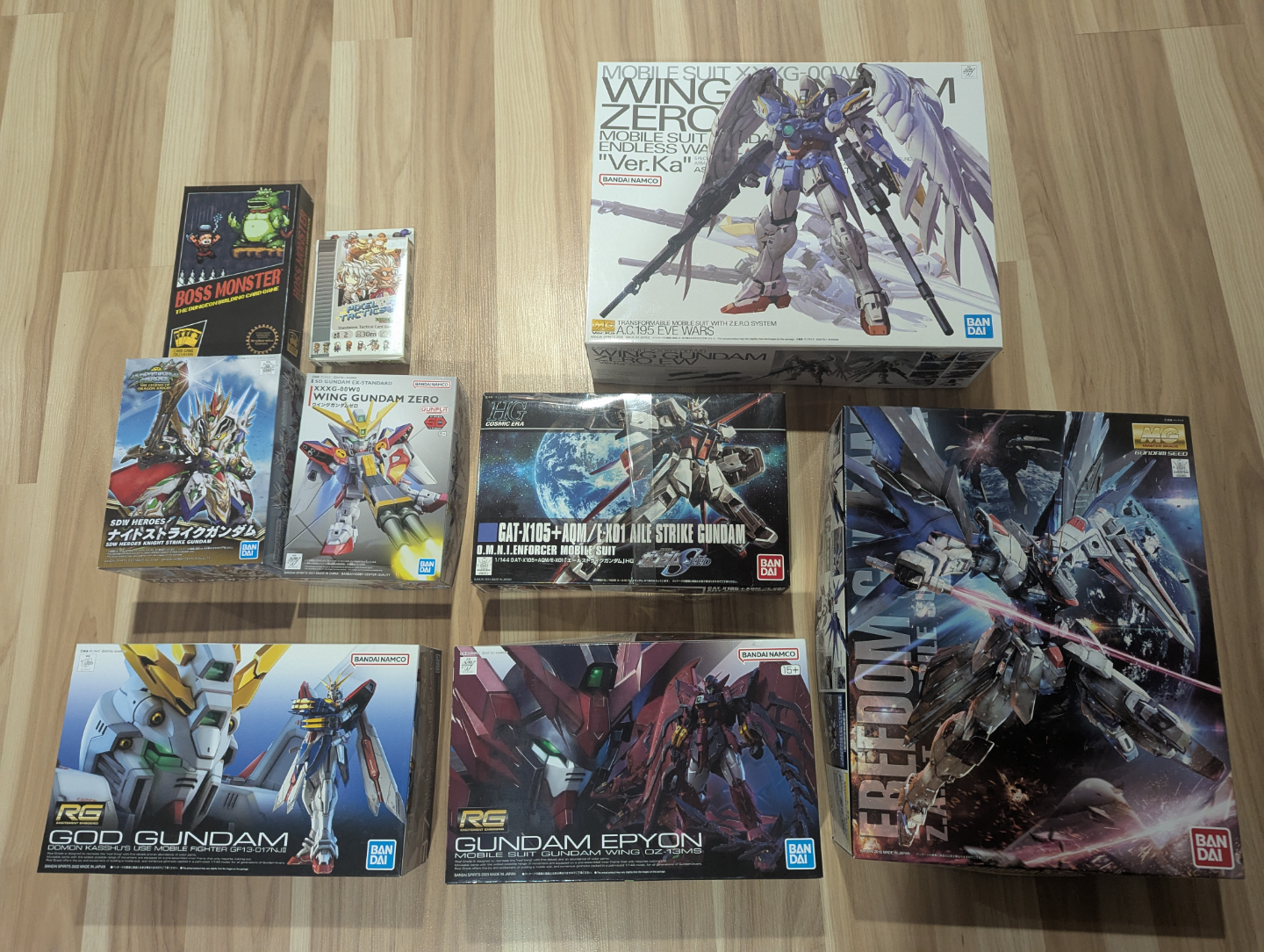 New Bandai Gundam Model Kits and Table Games (see description)