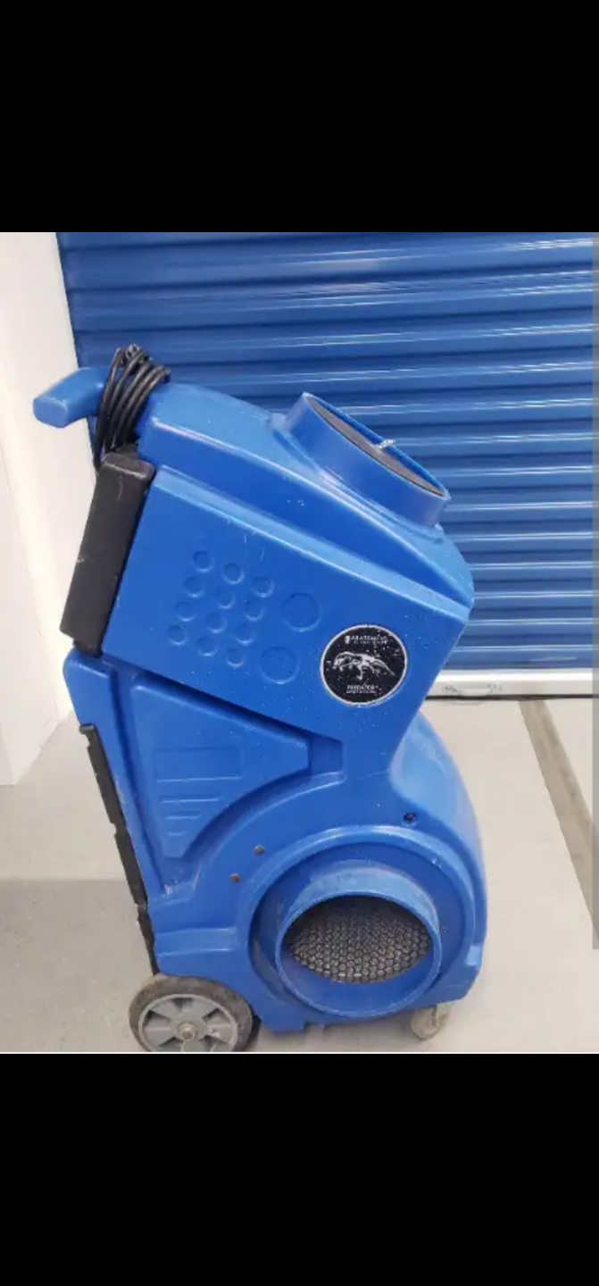 portable air scrubber.. - photo 2