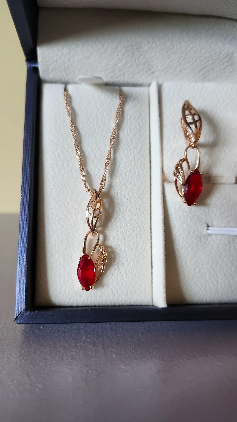 585RG(14K) Rolled Gold Red Drop Earrings  & Necklace Set image indicator(3)