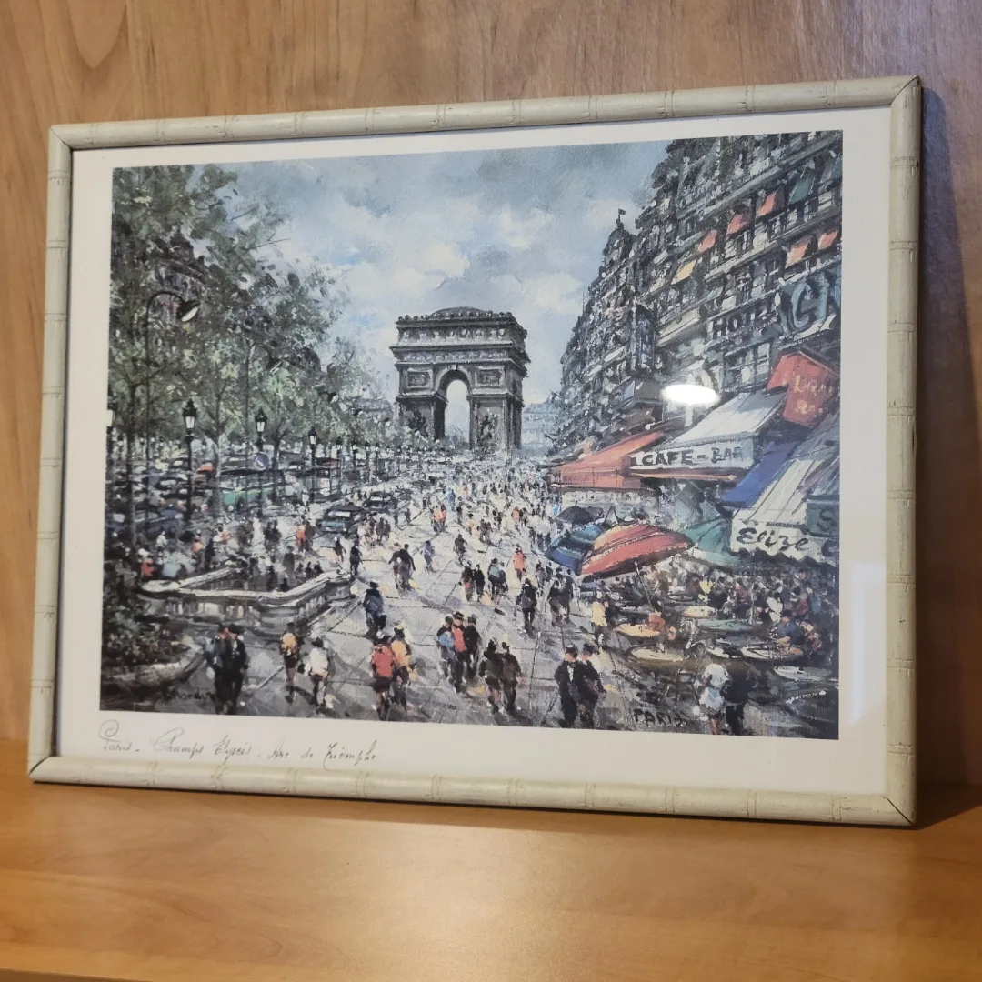 Vintage Bamboo Wood Frame with arc De Triomphe picture. thumbnail