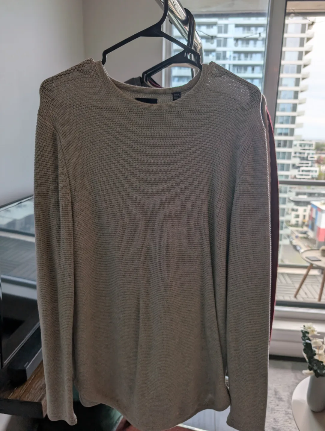 Men's Grey Long Sleeve Knit Sweater thumbnail