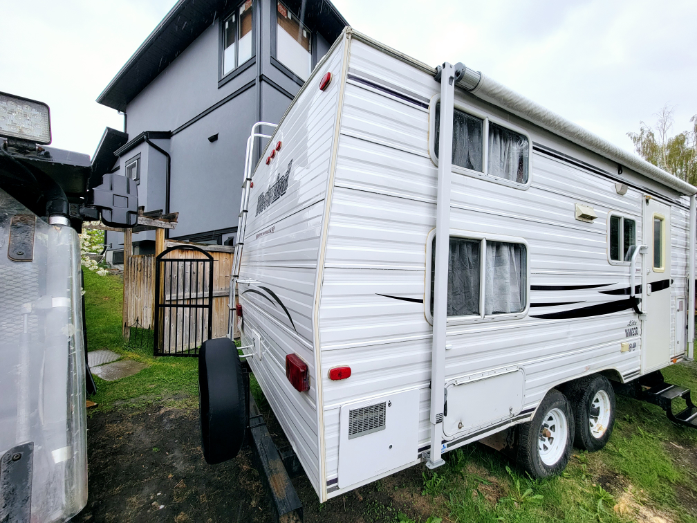 2001 23' Westwind 5th wheel trailer in a great condition - photo 2