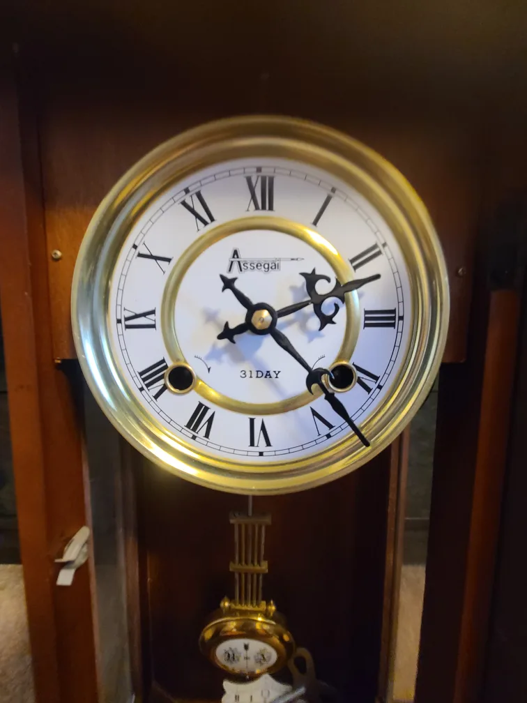 Vintage Assegai Grandfather Clock image indicator(2)