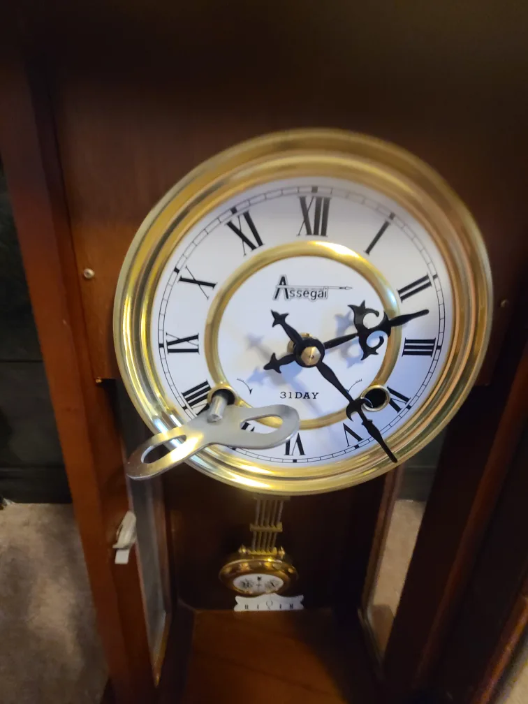 Vintage Assegai Grandfather Clock image indicator(3)