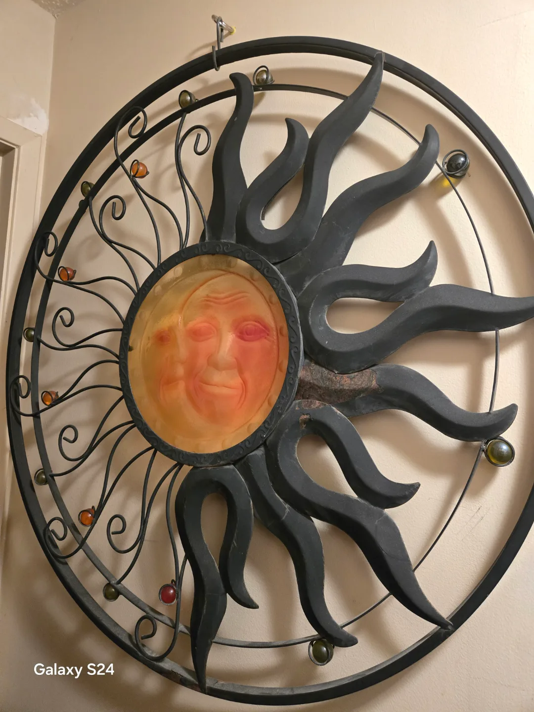 Large Metal Sun Wall Decor thumbnail