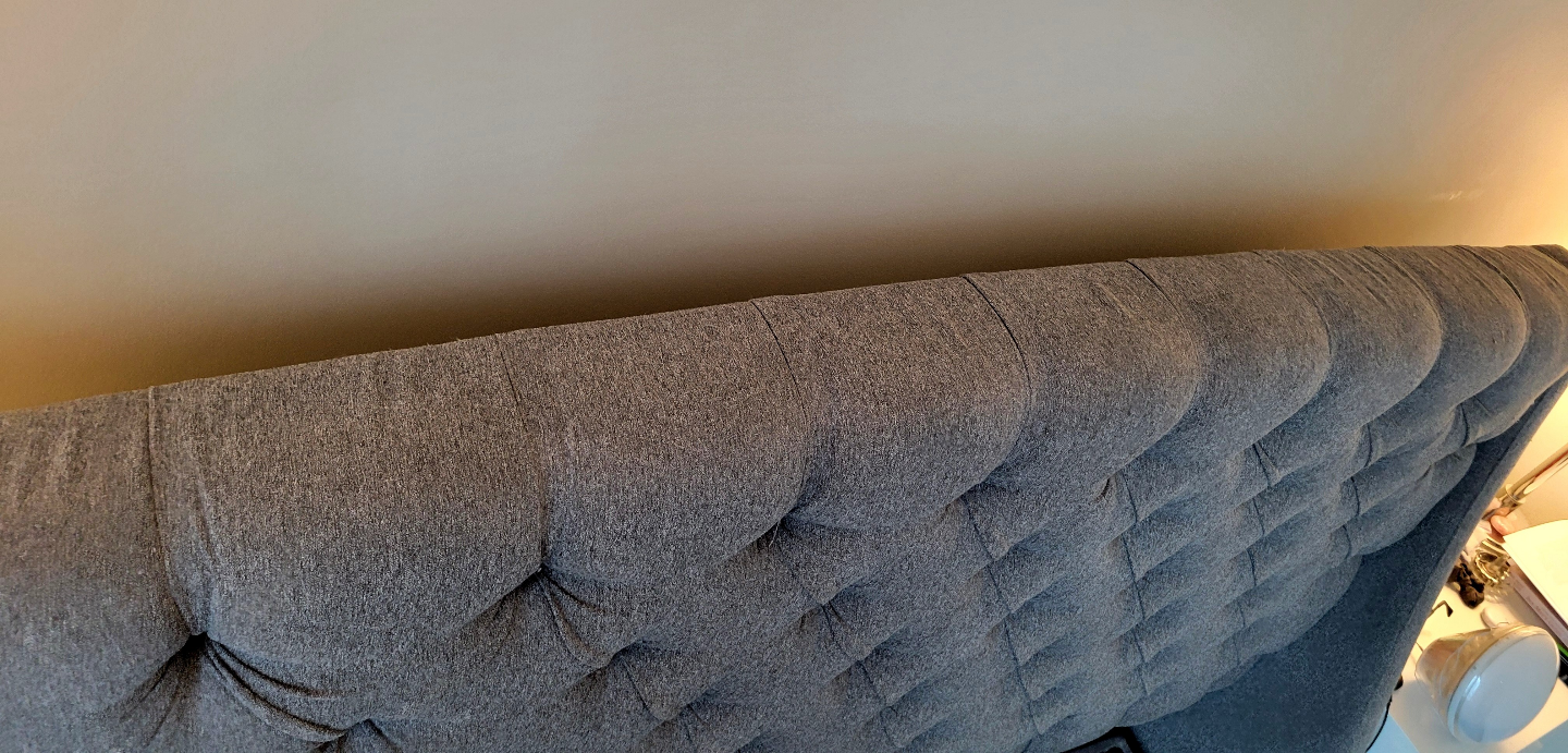 Queen Platform Bed Frame w/ Diamond Tufted Headboard - photo 4