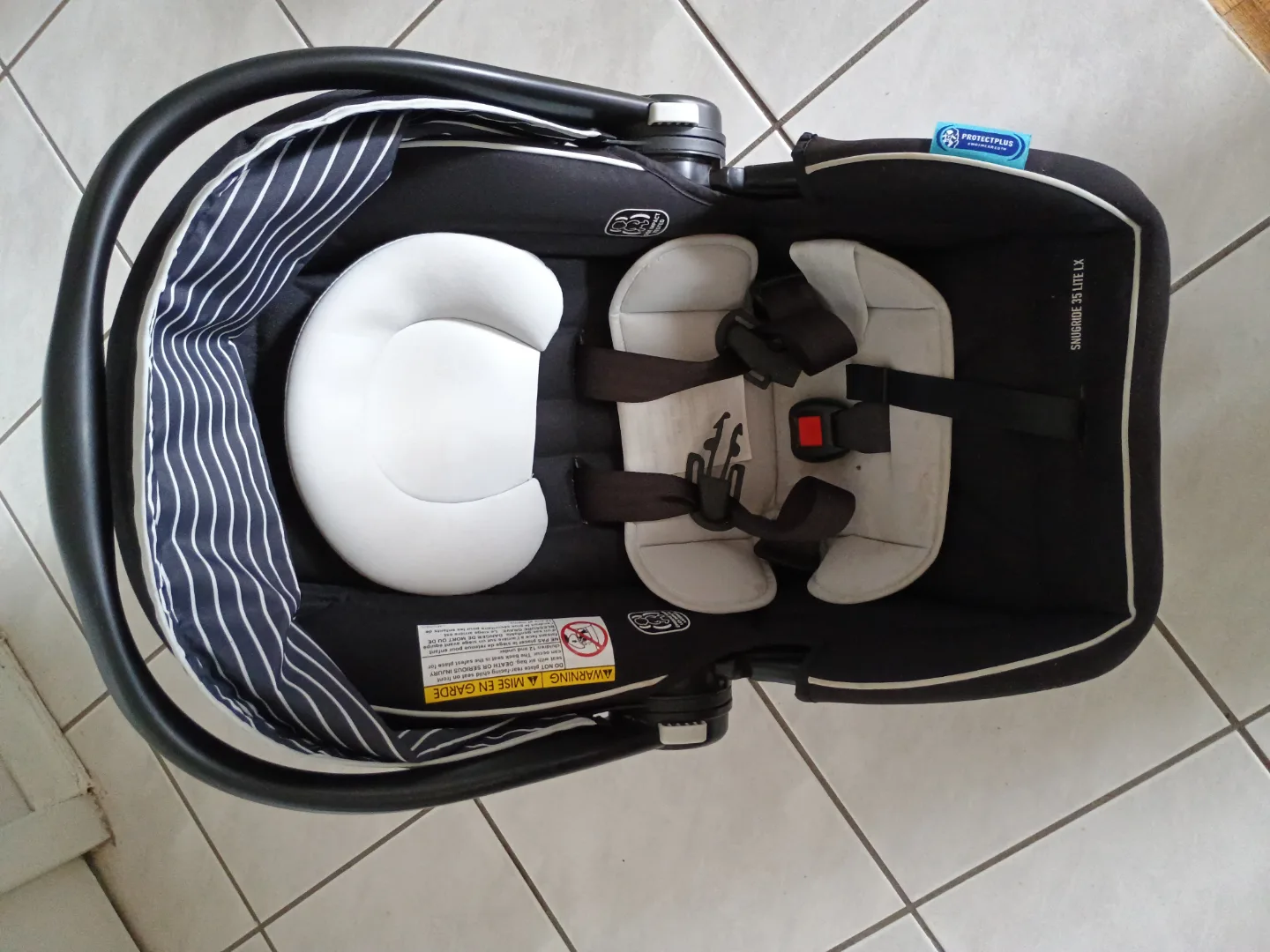 Graco SnugRide SnugFit 35 LX Infant Car Seat image indicator(3)