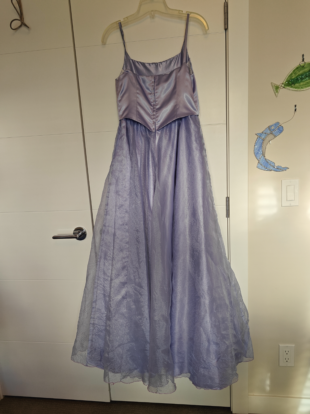 Grad / Prom / Graduation Gown / Formal Dress - Lavender Size 8 - photo 4