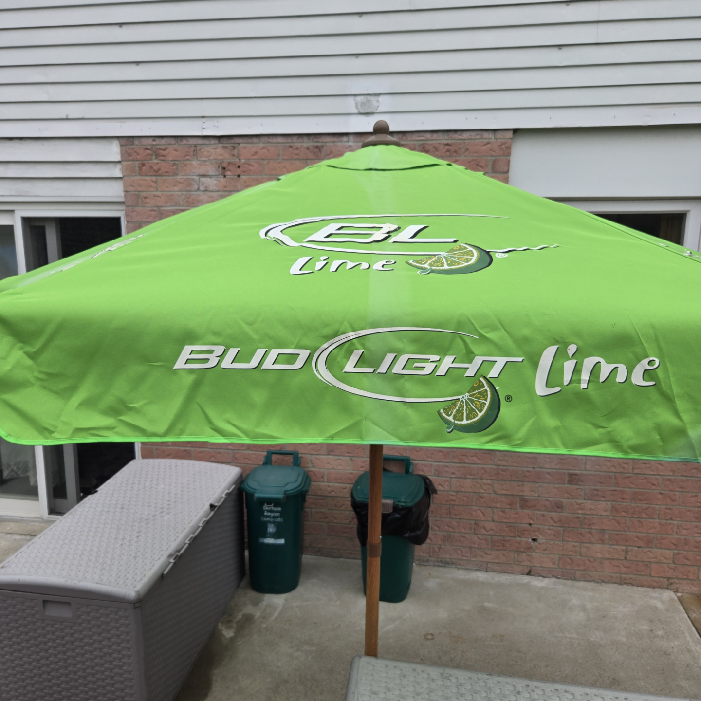 Bud Light Lime Patio Umbrella - photo 2