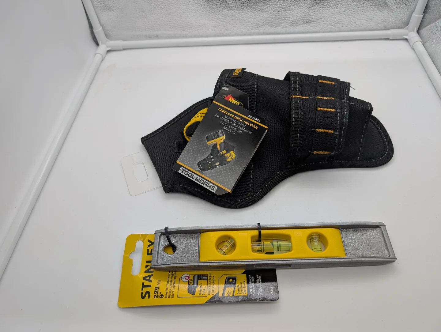 Cordless Drill Holder & 9" Stanley Level thumbnail