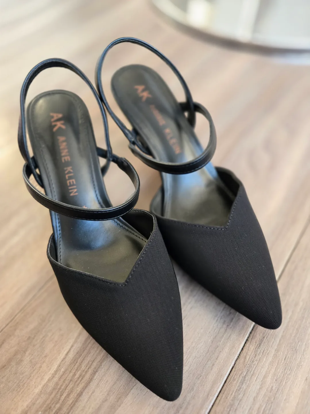 Anne Klein Black Pointed-Toe Slingback Heels image indicator(3)