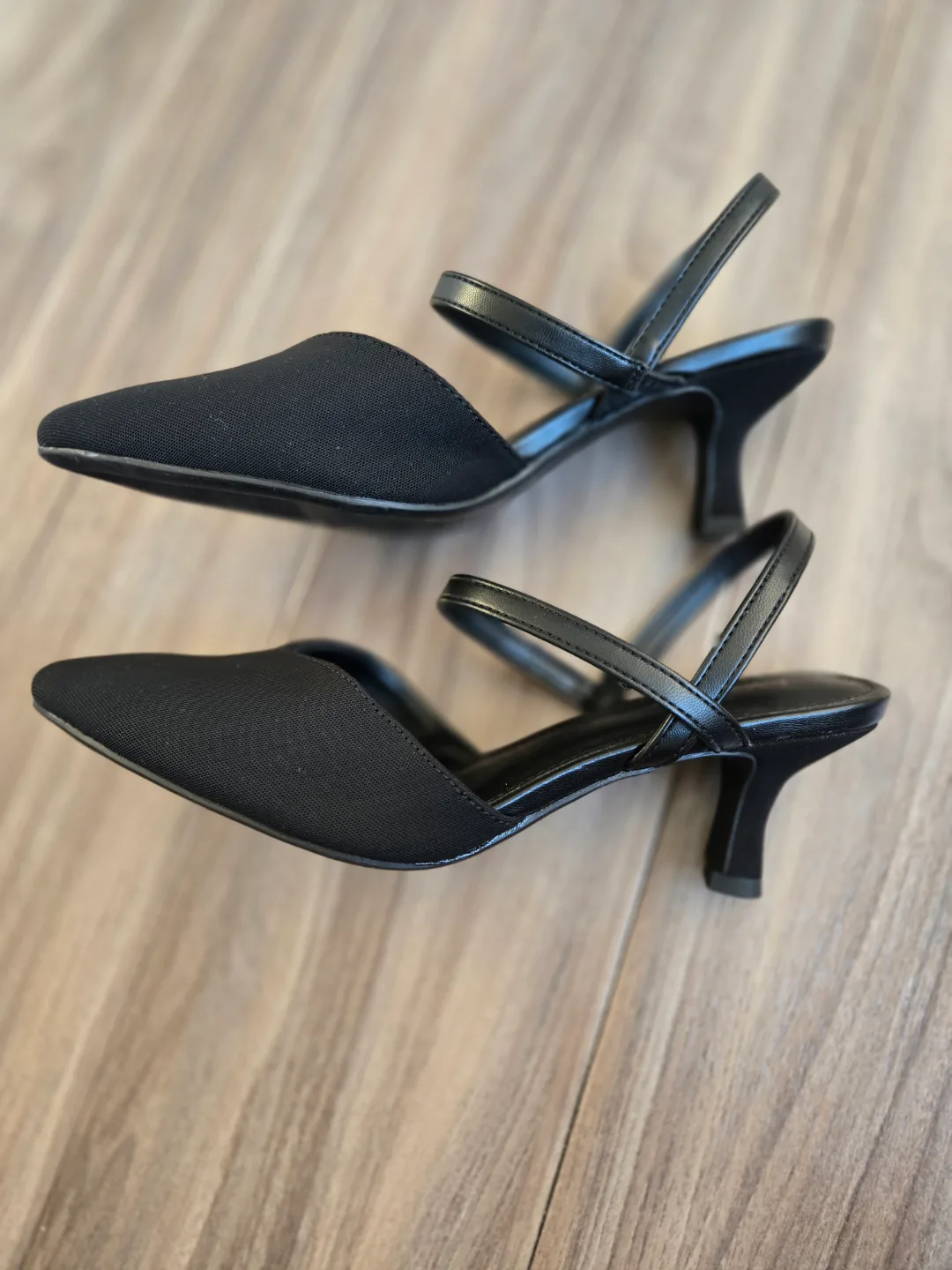 Anne Klein Black Pointed-Toe Slingback Heels image indicator(2)