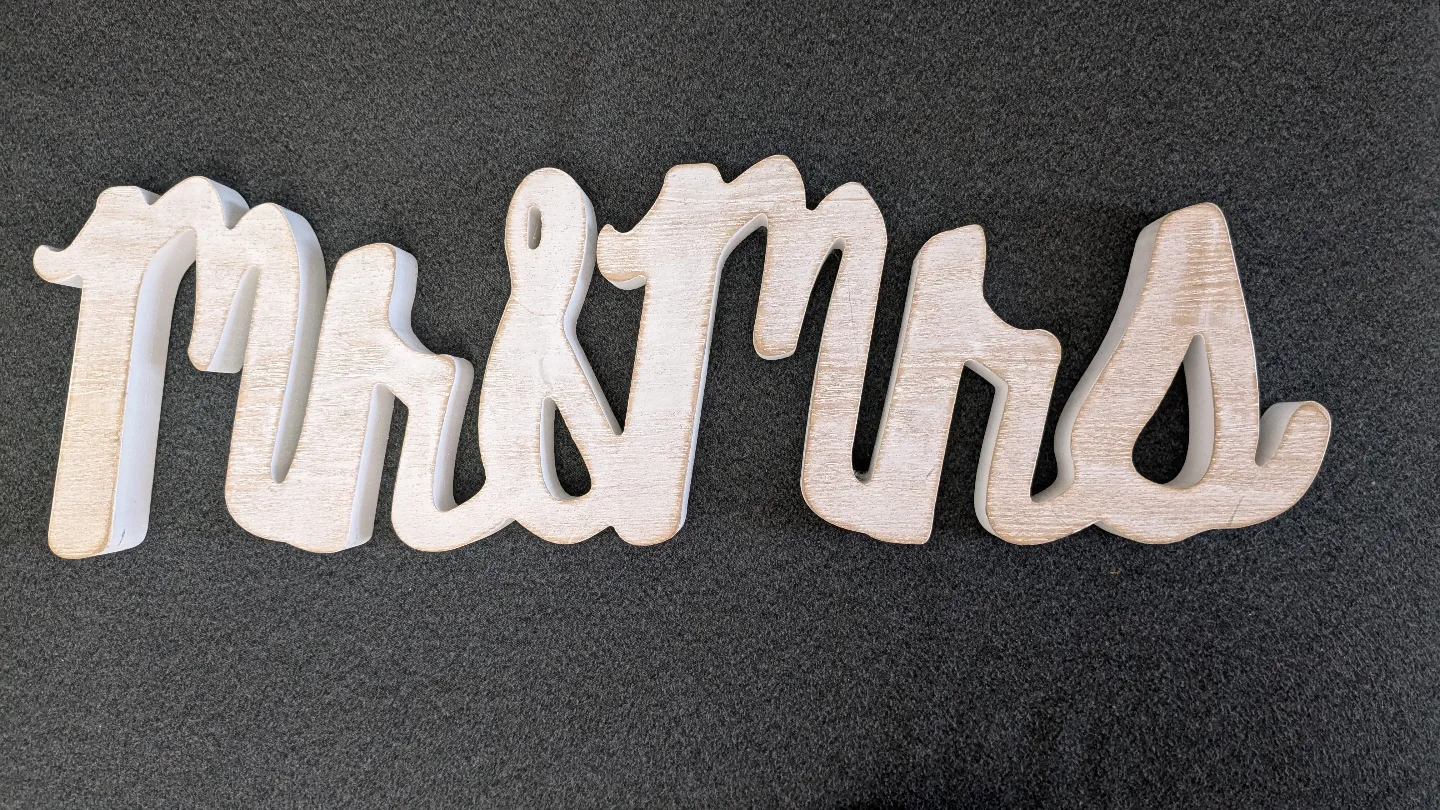 Mr & Mrs Wooden Wedding Sign #freecycle thumbnail