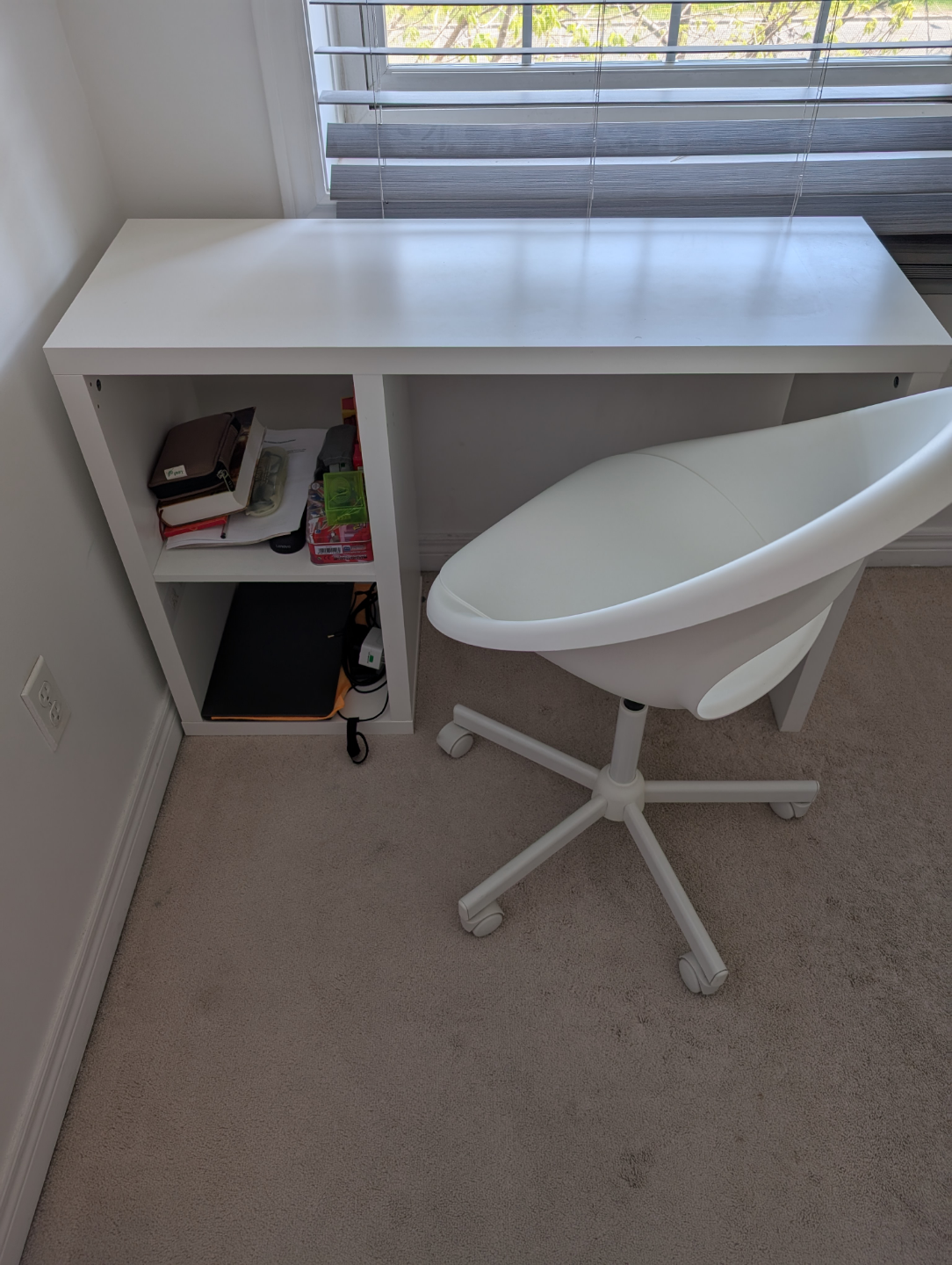 White Desk with Chair - photo 2