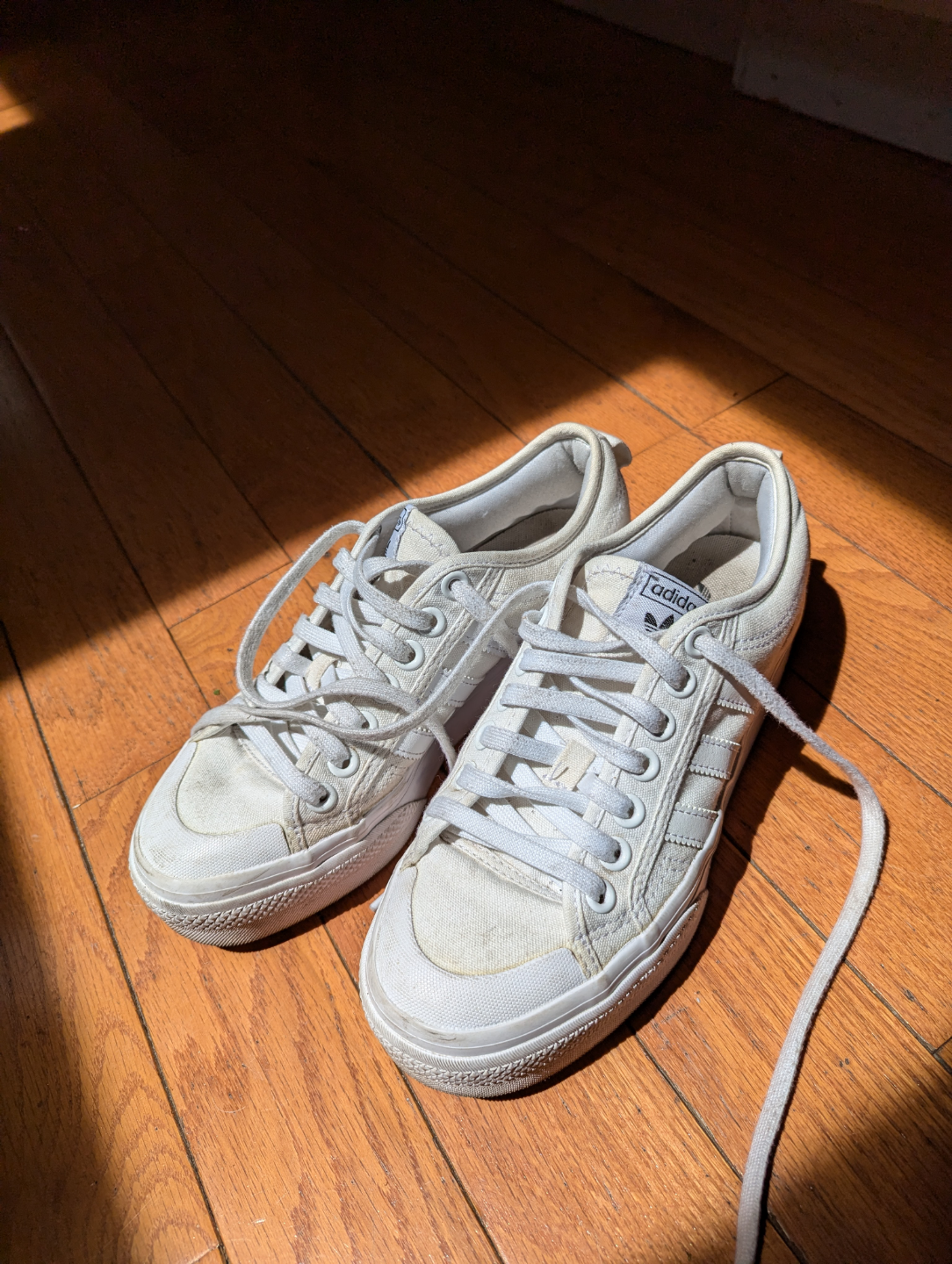Adida Nizza Shoes - White - Size US 8