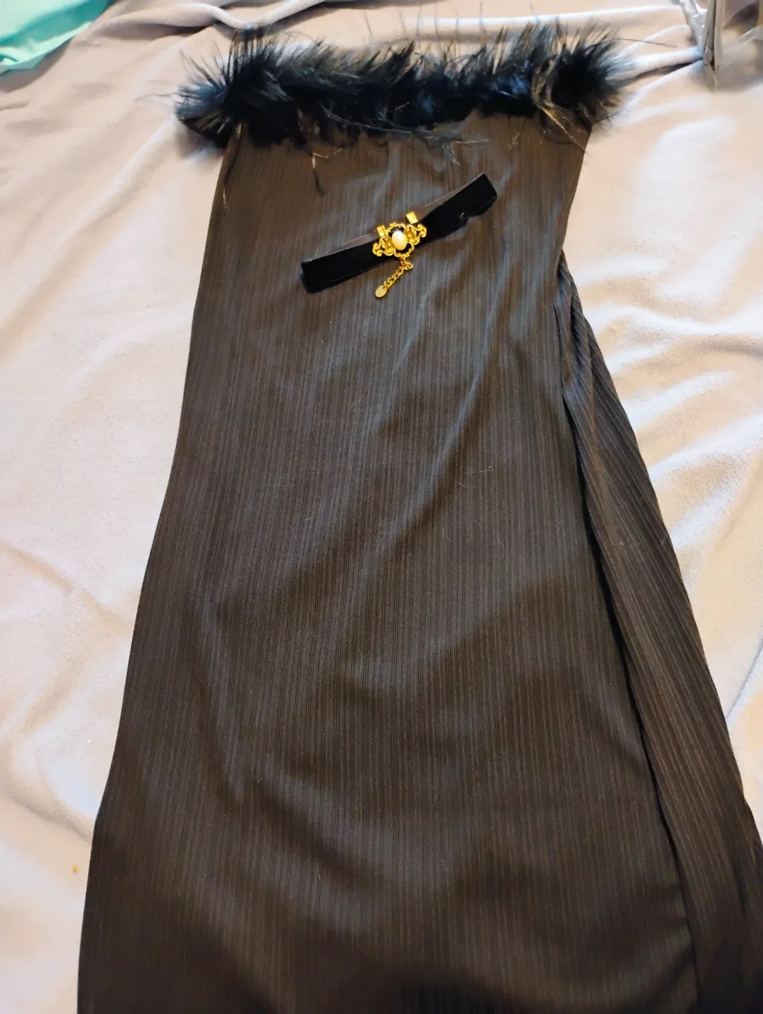 Black ribbed maxi dress w/ faux fur trim w/ choker necklace set thumbnail