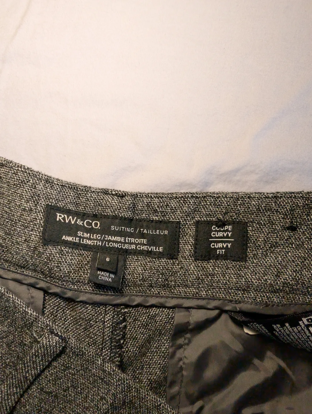 RW&Co. Grey Ankle Pants Size 6 image indicator(9)