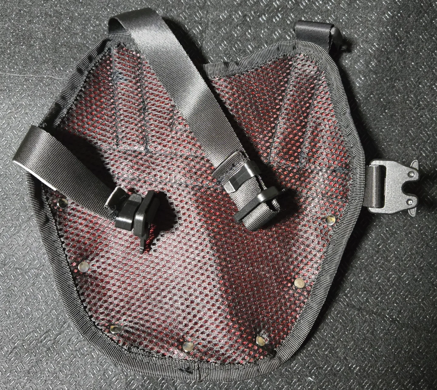 Red Dog Harness with Spikes - Size XSS image indicator(2)