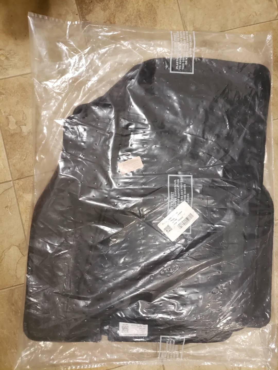 NEW JEEP Floor Mats OEM 49212G thumbnail